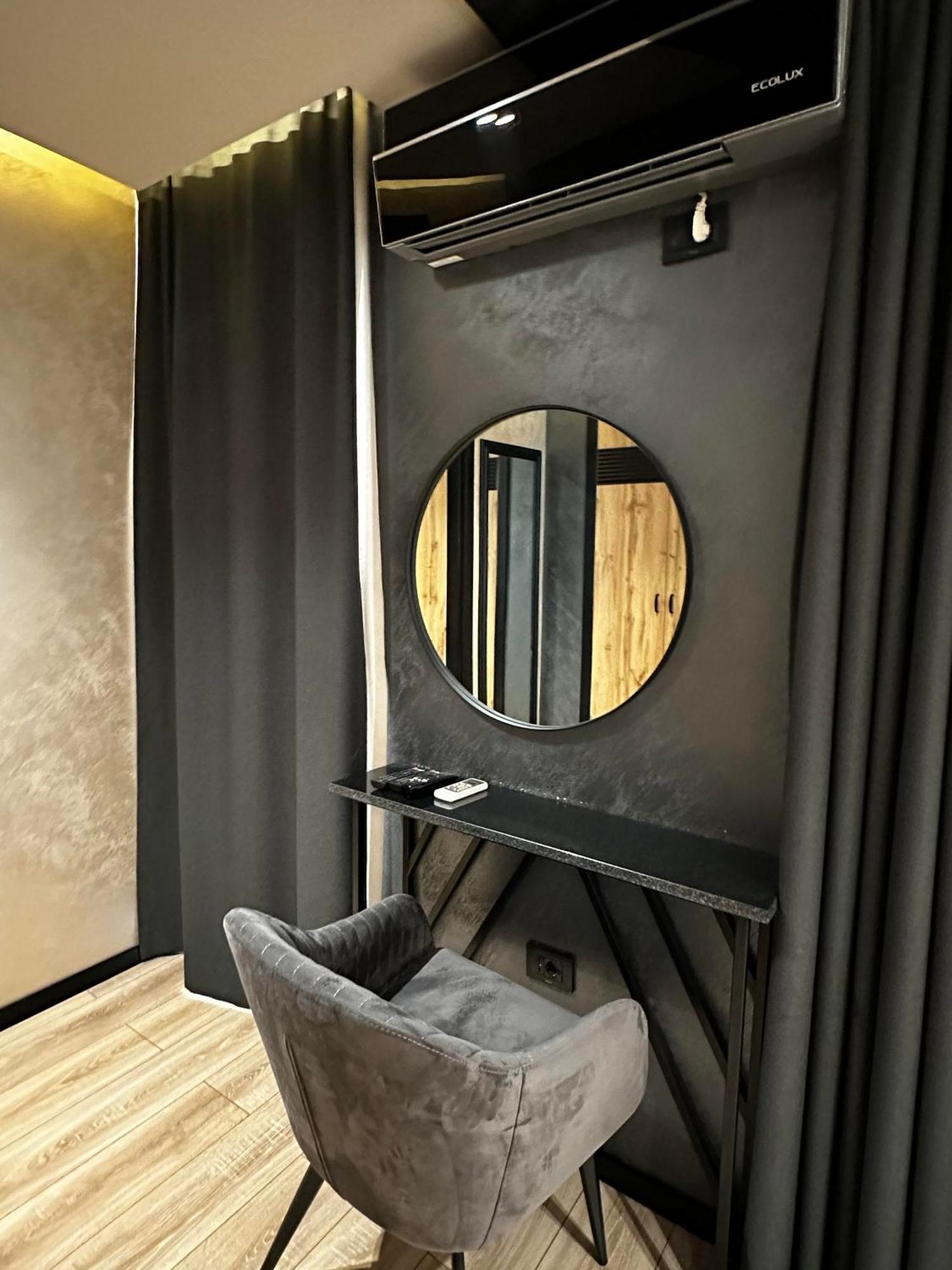 Zet Apartments - Bedroom & Bathroom Prishtinë Ngoại thất bức ảnh